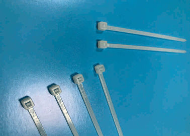 80mm طول العلاقات كبل النايلون UL94V2 القابلية للاشتعال لأداة الكابل التعادل التلقائي